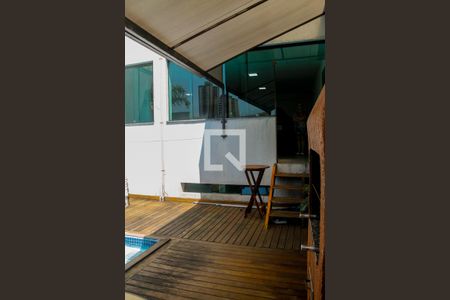 Casa à venda com 292m², 3 quartos e 4 vagasQuintal