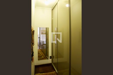 Casa à venda com 292m², 3 quartos e 4 vagasCloset da suíte