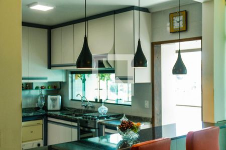 Casa à venda com 292m², 3 quartos e 4 vagasCozinha