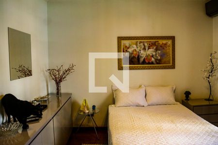 Casa à venda com 292m², 3 quartos e 4 vagasSuíte