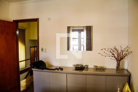 Casa à venda com 292m², 3 quartos e 4 vagasSuíte