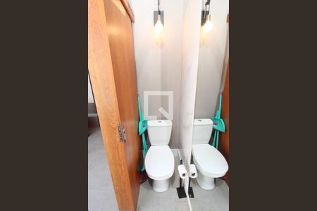 Casa à venda com 137m², 3 quartos e 2 vagasLavabo