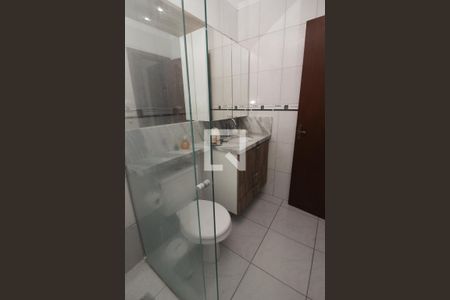 Casa à venda com 137m², 3 quartos e 2 vagasBanheiro