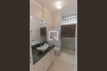 Apartamento à venda com 156m², 3 quartos e 1 vagaBanheiro