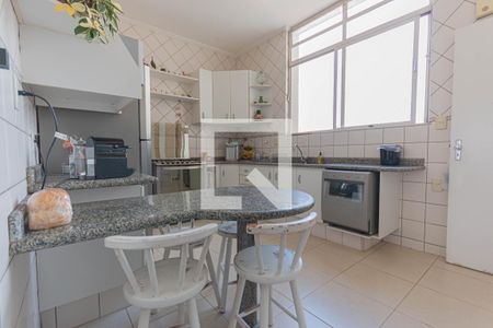 Apartamento à venda com 156m², 3 quartos e 1 vagaCozinha
