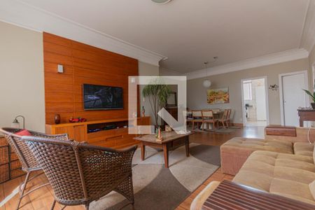 Sala de apartamento à venda com 3 quartos, 156m² em Cambuí, Campinas