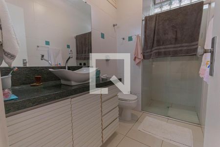 Apartamento à venda com 156m², 3 quartos e 1 vagaBanheiro