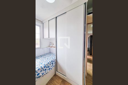 Quarto 2 de apartamento para alugar com 2 quartos, 44m² em Parque Jardim Alterosa, Belo Horizonte