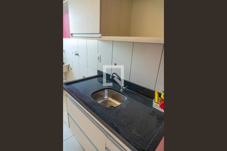 Apartamento à venda com 49m², 2 quartos e 1 vaga Apartamento à venda com 49m², 2 quartos e 1 vagaCozinha e Área de Serviço
