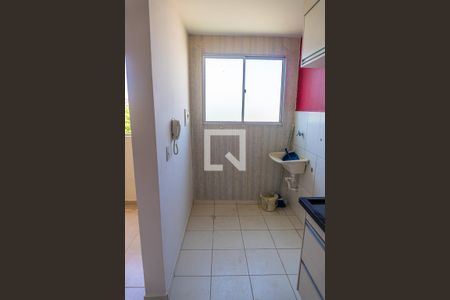 Apartamento à venda com 49m², 2 quartos e 1 vaga Apartamento à venda com 49m², 2 quartos e 1 vagaCozinha e Área de Serviço