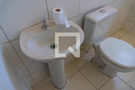 Apartamento à venda com 49m², 2 quartos e 1 vaga Apartamento à venda com 49m², 2 quartos e 1 vagaBanheiro