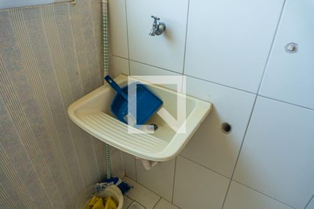 Apartamento à venda com 49m², 2 quartos e 1 vaga Apartamento à venda com 49m², 2 quartos e 1 vagaCozinha e Área de Serviço