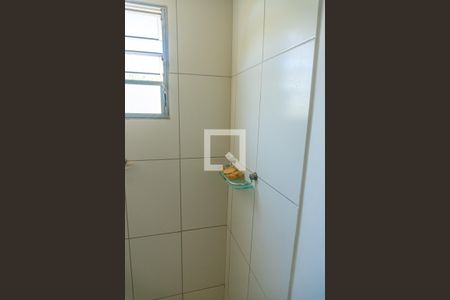 Apartamento à venda com 49m², 2 quartos e 1 vaga Apartamento à venda com 49m², 2 quartos e 1 vagaBanheiro