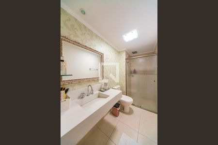 Apartamento para alugar com 100m², 3 quartos e 2 vagasBanheiro do Quarto 1