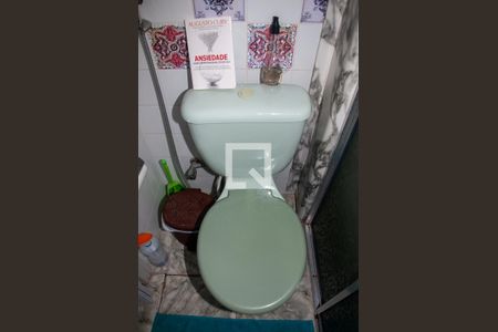 Apartamento à venda com 57m², 2 quartos e 1 vaga Apartamento à venda com 57m², 2 quartos e 1 vagaBanheiro