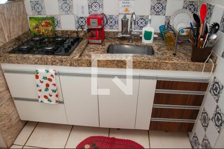 Apartamento à venda com 57m², 2 quartos e 1 vaga Apartamento à venda com 57m², 2 quartos e 1 vagaCozinha e Área de Serviço