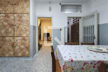 Casa à venda com 194m², 3 quartos e 4 vagas Casa à venda com 194m², 3 quartos e 4 vagasCozinha 1