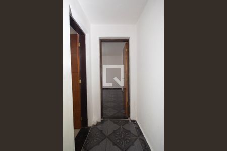 Corredor de casa para alugar com 1 quarto, 50m² em Vila Pereira Barreto, São Paulo