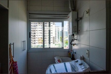 Apartamento à venda com 73m², 2 quartos e 1 vaga Apartamento à venda com 73m², 2 quartos e 1 vagaÁrea de serviço