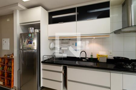 Apartamento à venda com 100m², 2 quartos e 2 vagasCozinha