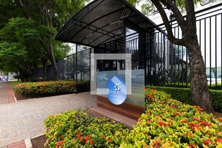 Apartamento à venda com 100m², 2 quartos e 2 vagasFachada e portaria