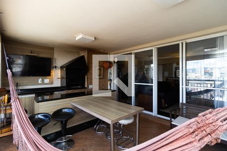 Apartamento à venda com 100m², 2 quartos e 2 vagasVaranda