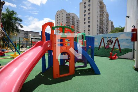 Apartamento à venda com 65m², 2 quartos e 1 vagaÁrea comum Parquinho