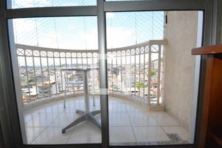 Sala de apartamento para alugar com 2 quartos, 65m² em Vila da Penha, Rio de Janeiro