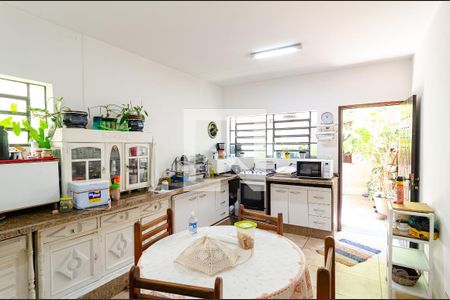 Casa à venda com 150m², 5 quartos e 2 vagasCozinha