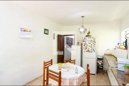 Casa à venda com 150m², 5 quartos e 2 vagasCozinha