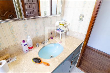 Casa à venda com 150m², 5 quartos e 2 vagasBanheiro social