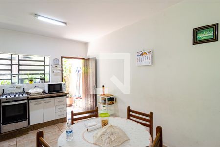 Casa à venda com 150m², 5 quartos e 2 vagasCozinha