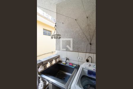 Casa à venda com 150m², 5 quartos e 2 vagasLavanderia