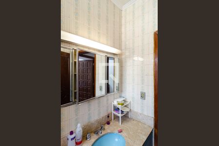 Casa à venda com 150m², 5 quartos e 2 vagasBanheiro social