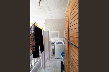 Casa à venda com 150m², 5 quartos e 2 vagasLavanderia