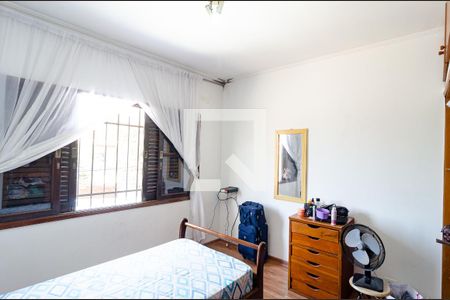 Casa à venda com 150m², 5 quartos e 2 vagasQuarto 2