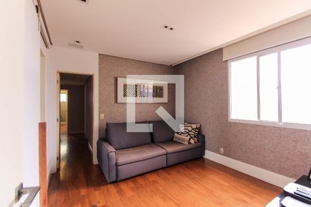 Apartamento à venda com 228m², 3 quartos e 4 vagas Apartamento à venda com 228m², 3 quartos e 4 vagasEntre Quartos