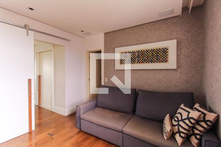 Apartamento à venda com 228m², 3 quartos e 4 vagas Apartamento à venda com 228m², 3 quartos e 4 vagasEntre Quartos