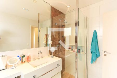 Apartamento à venda com 228m², 3 quartos e 4 vagas Apartamento à venda com 228m², 3 quartos e 4 vagasCloset da suíte 1