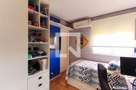 Apartamento à venda com 228m², 3 quartos e 4 vagas Apartamento à venda com 228m², 3 quartos e 4 vagasQuarto 2