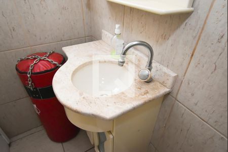 Casa à venda com 181m², 3 quartos e 2 vagasBanheiro da Área Externa 