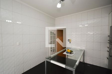 Casa à venda com 181m², 3 quartos e 2 vagasCozinha