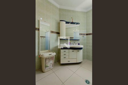 Casa à venda com 464m², 5 quartos e 4 vagasBanheiro