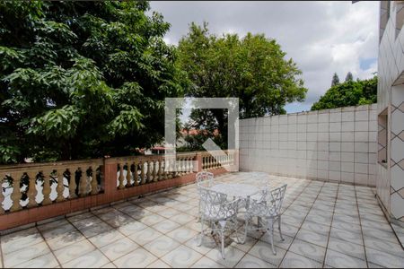 Casa à venda com 464m², 5 quartos e 4 vagasVaranda