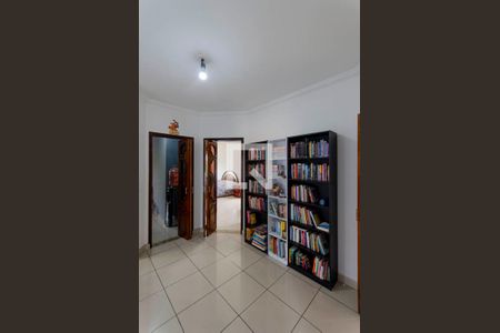 Casa à venda com 464m², 5 quartos e 4 vagasCorredor