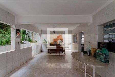 Casa à venda com 464m², 5 quartos e 4 vagasÁrea de Serviço