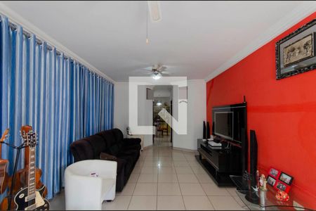 Sala de casa à venda com 5 quartos, 464m² em Vila Ré, São Paulo