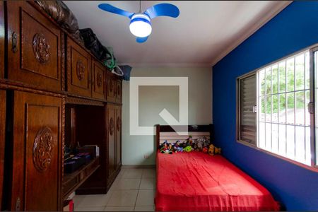 Casa à venda com 464m², 5 quartos e 4 vagasQuarto 2