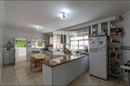 Casa à venda com 464m², 5 quartos e 4 vagasCozinha