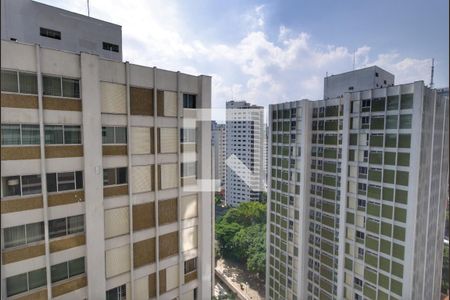 Apartamento à venda com 85m², 2 quartos e 2 vagasQuarto 2 - Vista